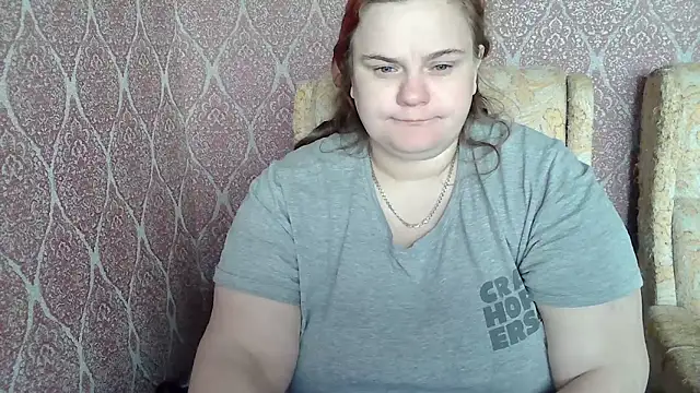 DollyGersonn online show from March 25, 2026, 6:41 am