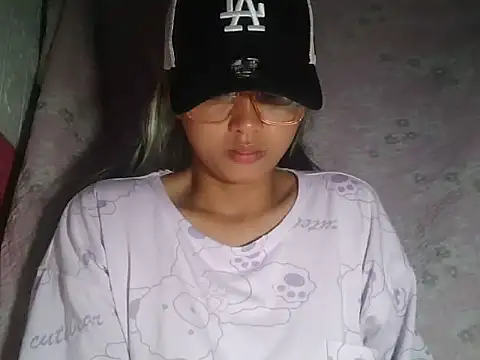 SAM SMILE XOXO online show from March 25, 2026, 11:55 pm