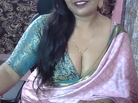 Snapshot of PINKI_012 chatting on March 21, 2026, 8:23 pm PINKI 012 online show from March 21, 2026, 8:23 pm
