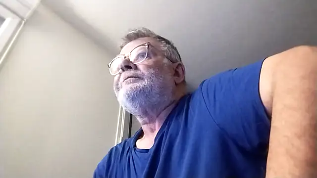 oura online show from April 19, 2026, 4:01 am