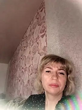 NataLilu826 online show from April 5, 2026, 8:22 am