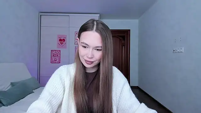 kittiangel00 online show from April 20, 2026, 4:26 am