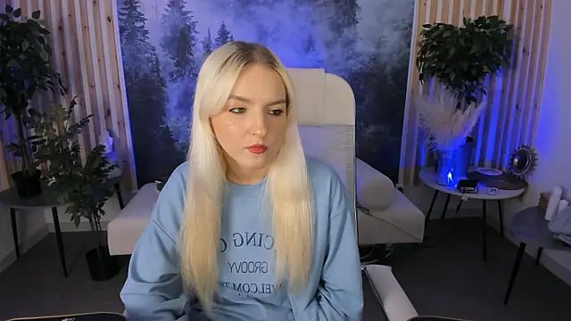 ViolaMore online show from March 19, 2026, 5:44 am