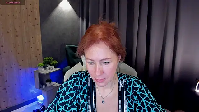 LeticiaRomano online show from March 11, 2026, 4:35 pm