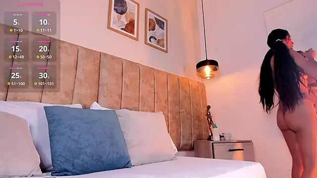 AgathaSavage online show from April 16, 2026, 2:56 am