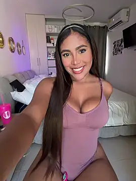 SaraValentina11 online show from March 26, 2026, 6:57 pm