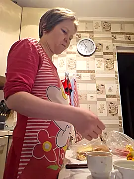  LOLA-LOLA  online show from March 27, 2026, 6:40 pm