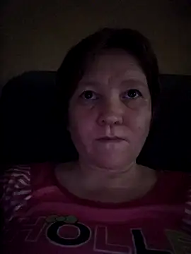  LOLA-LOLA  online show from April 15, 2026, 1:40 pm