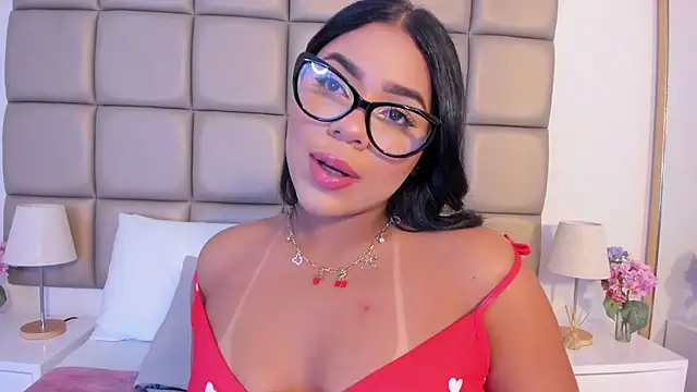 lilly williamss online show from April 29, 2026, 3:21 am