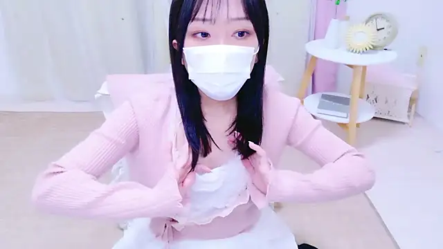 Yuzu nyan online show from March 20, 2026, 11:15 am