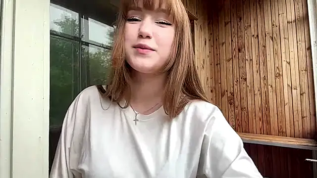 AnnaWasp online show from May 9, 2026, 5:23 am