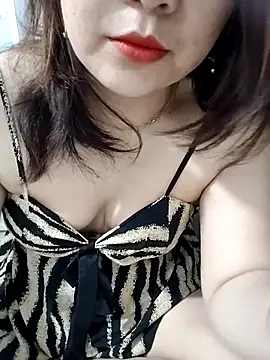 Snapshot of Myry_milk chatting on March 20, 2026, 3:17 pm Myry milk online show from March 20, 2026, 3:17 pm