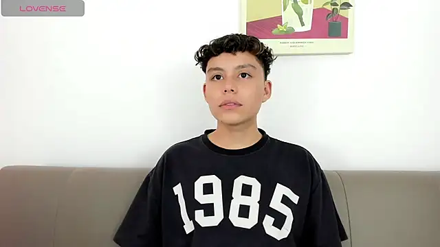 chico medusa online show from March 18, 2026, 7:39 pm