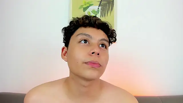 chico medusa online show from April 9, 2026, 8:14 pm