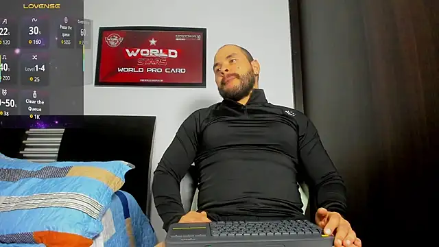 Axel Dominus online show from April 19, 2026, 1:05 am