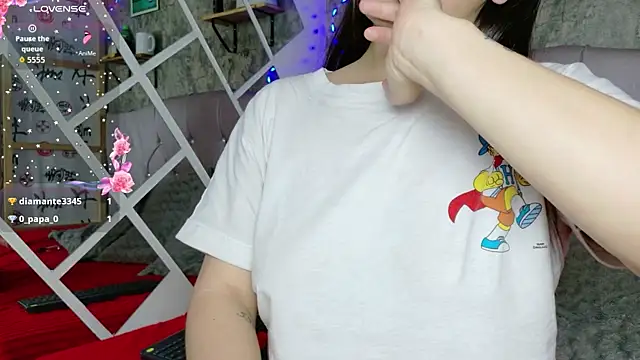 Sophia xoxo1 online show from April 15, 2026, 7:58 pm