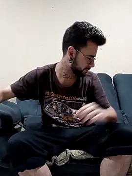 Snapshot of rab1sco chatting on March 12, 2026, 3:01 am rab1sco online show from March 12, 2026, 3:01 am