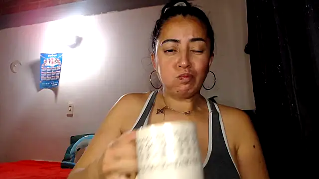 Snapshot of Alexandrina chatting on September 26, 2025, 10:25 pm Alexandrina online show from September 26, 2025, 10:25 pm
