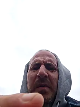 dufatcock online show from March 27, 2026, 10:59 am