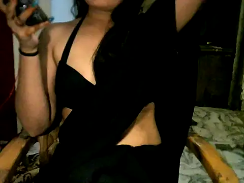 Snapshot of YAMUNA_012 chatting on March 28, 2026, 6:18 pm YAMUNA 012 online show from March 28, 2026, 6:18 pm