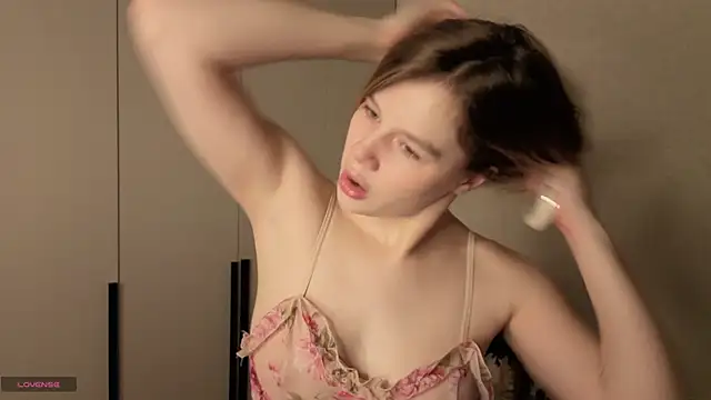 AureliaAngel online show from April 11, 2026, 6:40 am