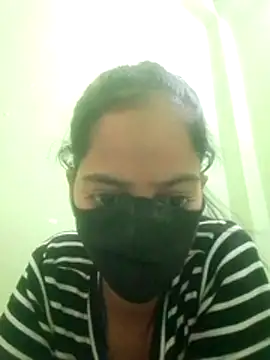 Snapshot of nidhiyadav00 chatting on April 13, 2026, 9:15 am nidhiyadav00 online show from April 13, 2026, 9:15 am