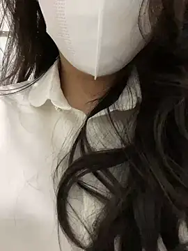 Xiaomee online show from March 28, 2026, 9:53 am
