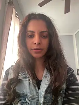 karlatiburcio online show from April 29, 2026, 5:30 pm