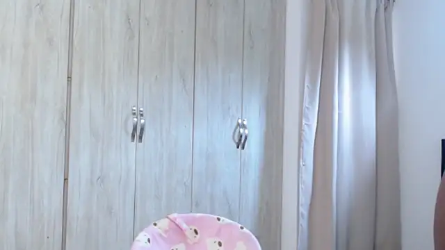 jax f00x online show from April 15, 2026, 7:43 pm