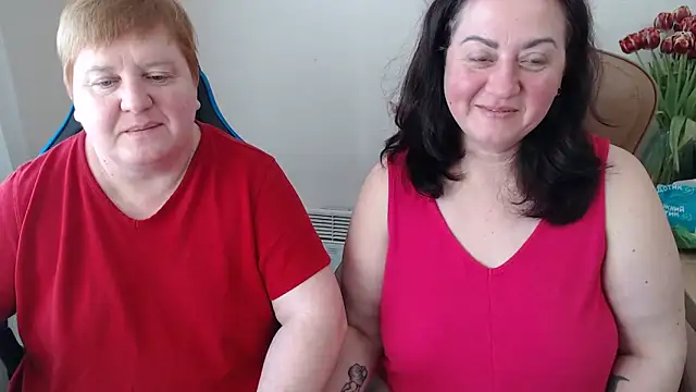 Snapshot of Lindy-Jeanie chatting on March 13, 2026, 2:01 pm Lindy-Jeanie online show from March 13, 2026, 2:01 pm