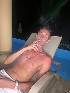 MeJross online show from April 28, 2026, 12:53 am