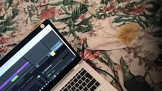 Snapshot of DanteYJuri chatting on April 3, 2026, 5:22 pm DanteYJuri online show from April 3, 2026, 5:22 pm