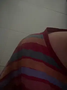 Sunny-yy online show from March 26, 2026, 8:58 pm