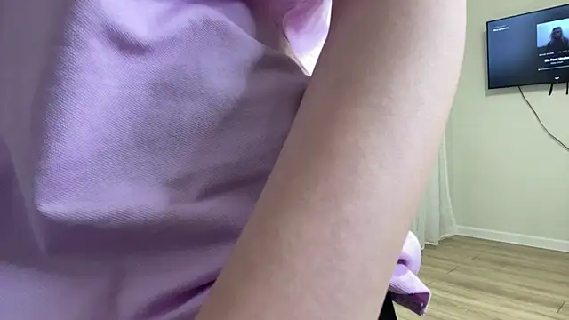 Liabae online show from April 16, 2026, 9:39 pm