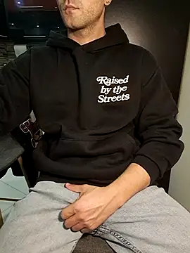 lucasardyn online show from March 15, 2026, 5:41 pm