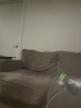 yourMasterisBored online show from April 15, 2026, 2:40 am