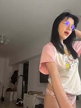 Folisiia online show from March 14, 2026, 8:58 pm