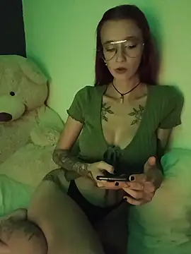 Snapshot of inkedizzie chatting on March 25, 2026, 6:52 am inkedizzie online show from March 25, 2026, 6:52 am