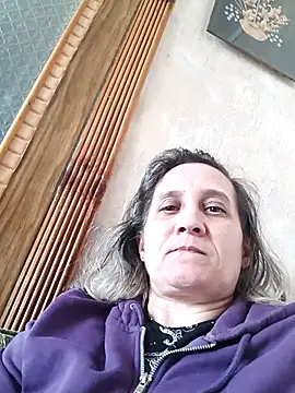Snapshot of KatieLove133 chatting on May 15, 2026, 2:57 pm KatieLove133 online show from May 15, 2026, 2:57 pm