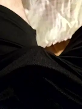 Snapshot of kiwi-strip chatting on March 18, 2026, 8:56 pm kiwi-strip online show from March 18, 2026, 8:56 pm