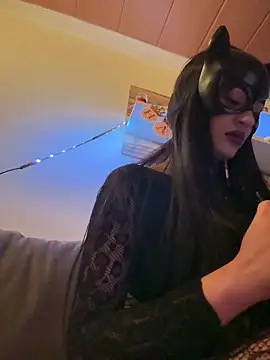 Snapshot of Mariammxx chatting on March 15, 2026, 2:28 am Mariammxx online show from March 15, 2026, 2:28 am