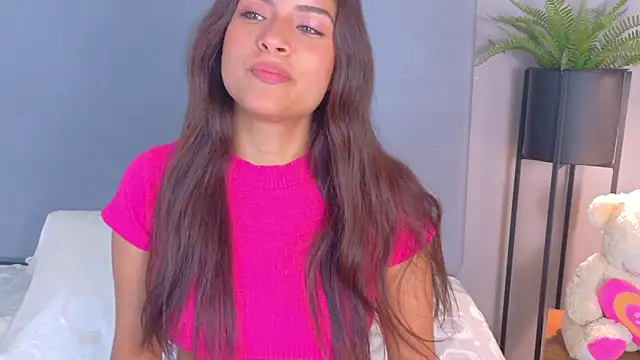 HelenaFoumier online show from March 28, 2026, 11:48 pm