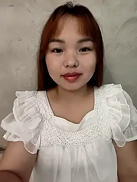 Snapshot of Mina_xYx chatting on May 5, 2026, 1:57 am Mina xYx online show from May 5, 2026, 1:57 am
