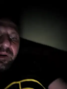 Snapshot of skizzoboy6 chatting on March 23, 2026, 4:05 am skizzoboy6 online show from March 23, 2026, 4:05 am