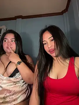 slut emerald22 online show from May 11, 2026, 5:43 pm