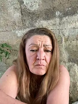 Milf-Gabi online show from May 6, 2026, 8:08 am