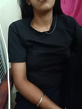aushi rajput online show from May 12, 2026, 5:37 am