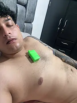 Niccolo Noir online show from April 14, 2026, 10:32 am