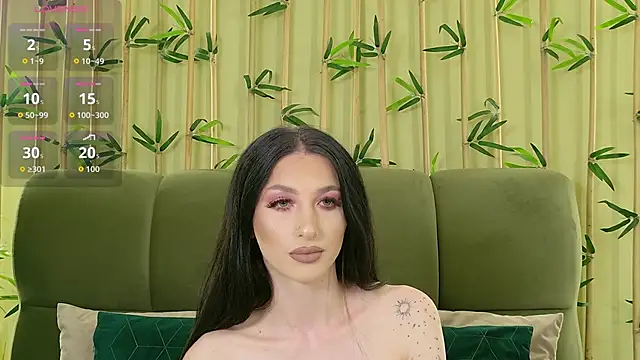 EllieJules online show from April 16, 2026, 3:51 am