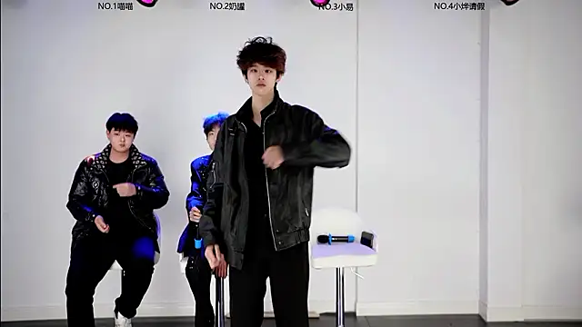 handsomeboy-002 online show from March 19, 2026, 11:25 am